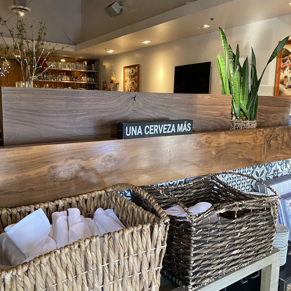 El Rocoto - Peruvian Near Me - Cerritos, California