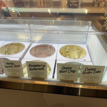 Jeni's Splendid Ice Creams - Ice Cream & Frozen Yogurt Near Me - Bryn Mawr, Pennsylvania Jeni's Splendid Ice Creams - Ice Cream & Frozen Yogurt Near Me - Bryn Mawr, Pennsylvania