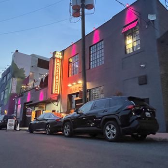 Ivy City SmokeHouse - Smokehouse at sunset - Seafood Near Me - Washington, DC, District of Columbia