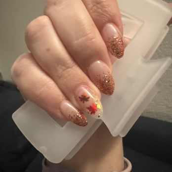 Lynn's Professional Nails 2 - A few hours later after dishes and laundry. - Nail Salons Near Me - Elk Grove, California Lynn's Professional Nails 2 - A few hours later after dishes and laundry. - Nail Salons Near Me - Elk Grove, California