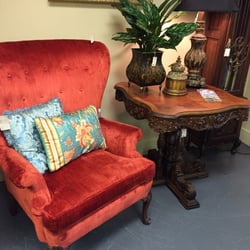 Blue Chair Consignment Furniture & Home - We have all styles of furniture and home accessories, retro, modern, French country, shaddy chic, antiques. you name we got it!