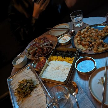 Danbi - Jowl with the rest of the spread! Bibimbap and scallop pancake - Korean Near Me - Los Angeles, California Danbi - Jowl with the rest of the spread! Bibimbap and scallop pancake - Korean Near Me - Los Angeles, California