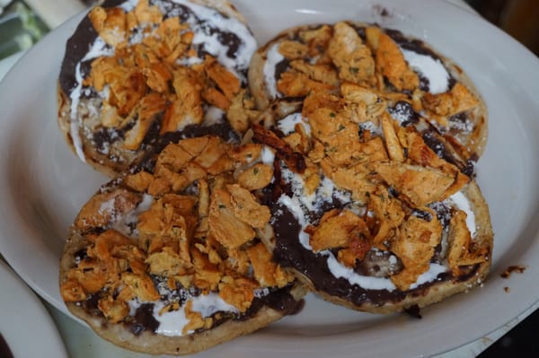 Antojitos Poblanos by null