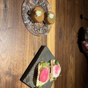 Commis - New American Near Me - Oakland, California Commis - New American Near Me - Oakland, California