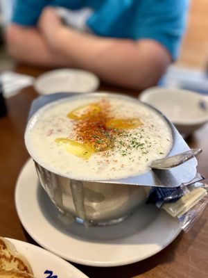 Mo's Seafood & Chowder by null