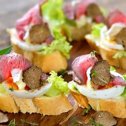 Natur-Fleisch-pur - Schnittchen mit Roastbeef