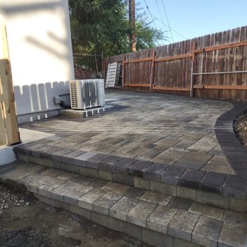 Southwest Pavingstone - Almost 1000 sq ft pavers. - Masonry/Concrete Near Me - Simi Valley, California