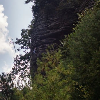 Southeast Mountain Guides - Climbing Near Me - Campton, Kentucky