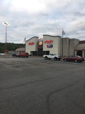 Piggly Wiggly by null