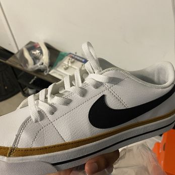 D’s Sneaker Laundry - Shoe Shine Near Me