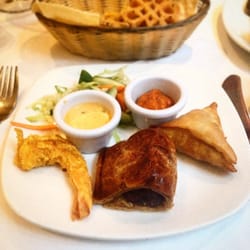 Crispy Prawn, Lamb Puff, Chicken Samosa