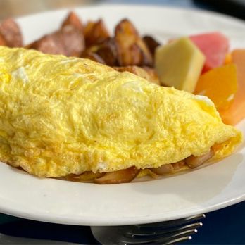Geoffrey's Malibu - Shiitake Omelette - Seafood Near Me - Malibu, California