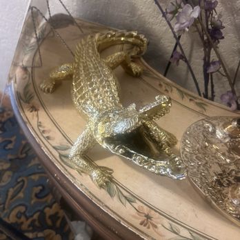 The Appian Way - Cutie croc decor!!! - Italian Near Me - Orange, New Jersey The Appian Way - Cutie croc decor!!! - Italian Near Me - Orange, New Jersey