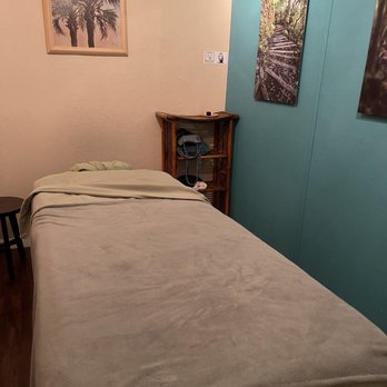 Hawaii Natural Therapy - Massage Therapy Near Me - Honolulu, Hawaii Hawaii Natural Therapy - Massage Therapy Near Me - Honolulu, Hawaii