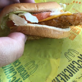 McDonald's - McChicken with middle of Big Mac bun, really?? - Fast Food Near Me - Islip, New York McDonald's - McChicken with middle of Big Mac bun, really?? - Fast Food Near Me - Islip, New York