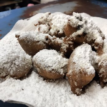 Ray's Candy Store - Fried Oreos - Desserts Near Me - New York, New York Ray's Candy Store - Fried Oreos - Desserts Near Me - New York, New York