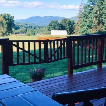 North Shire Lodge - Always recommend the blueberry pancakes - Hotels Near Me - Manchester, Vermont North Shire Lodge - Always recommend the blueberry pancakes - Hotels Near Me - Manchester, Vermont
