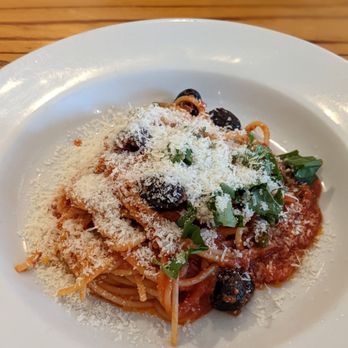 Fiore Caffe - Spaghetti Olive e Capperi - Italian Near Me - San Francisco, California