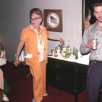 CVS Pharmacy y más - I met these folks here once but never went back to their motel room to party..HMMM? - Drugstores Near Me - LONG BEACH, California