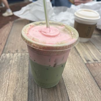 Jack & Charlie's Ice Cream - Strawberry matcha - Ice Cream & Frozen Yogurt Near Me - Nantucket, Massachusetts