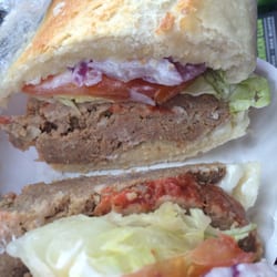 Soigne - Meatloaf with toasted bread.