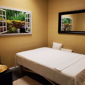 Naree Massage & Spa - Big table room - Massage Therapy Near Me - Redding, California Naree Massage & Spa - Big table room - Massage Therapy Near Me - Redding, California