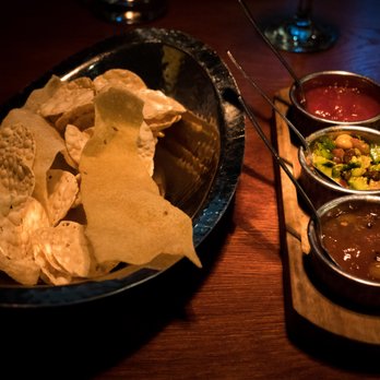 Darbaar - Papad with Chunty - Indian Near Me - London, XGL Darbaar - Papad with Chunty - Indian Near Me - London, XGL