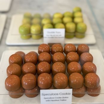 andSons Chocolates - Speculoos & double yuzu - Chocolatiers & Shops Near Me - Beverly Hills, California andSons Chocolates - Speculoos & double yuzu - Chocolatiers & Shops Near Me - Beverly Hills, California