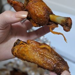 Maria's Pizza - Disgusting wings!