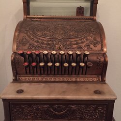 Tomate - Old register in the entry way
