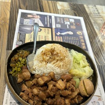 Luyixian - Braised pork over rice - Shanghainese Near Me - Alhambra, California Luyixian - Braised pork over rice - Shanghainese Near Me - Alhambra, California