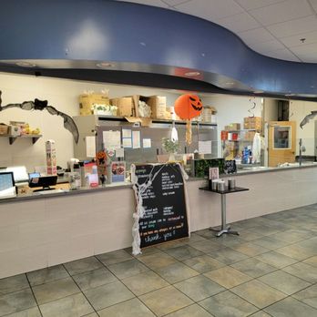 ICICLES - Counter - Ice Cream & Frozen Yogurt Near Me - Sacramento, California
