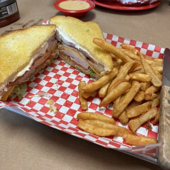 Hippo Cafe - Sandwich and burrito - American Near Me - Hutto, Texas