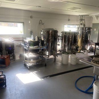 Growler Bay Brewing - Brewery downstairs. - Breweries Near Me - Valdez, Alaska Growler Bay Brewing - Brewery downstairs. - Breweries Near Me - Valdez, Alaska