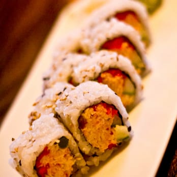 Yellowtail Japanese Restaurant & Lounge - Popping Spicy Crab Roll - My Review: http://asupr.us/pop-rock - Japanese Near Me - Las Vegas, Nevada