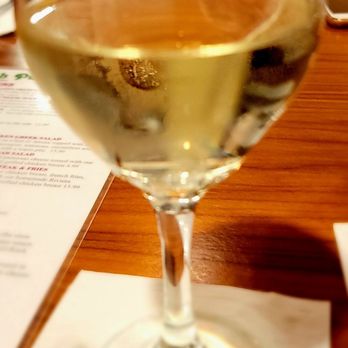 French Pub - French Pub Barefoot Moscato - American Near Me - Depew, New York