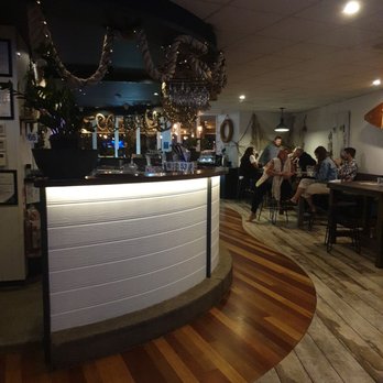 Drift - Interior - Bars Near Me - Caloundra, QLD Drift - Interior - Bars Near Me - Caloundra, QLD
