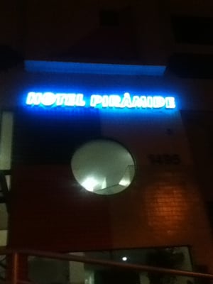 Hotel Pirâmide by null