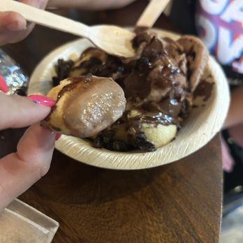 Market On South - Vegan scoops mini pancakes - Vegetarian Near Me - Orlando, Florida Market On South - Vegan scoops mini pancakes - Vegetarian Near Me - Orlando, Florida