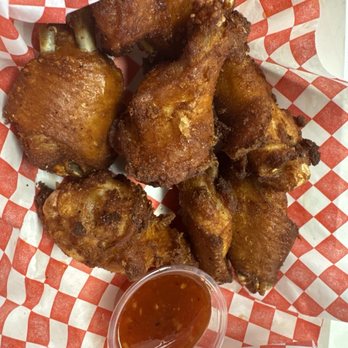 Smash And Slice - Baked & Fried Wings (dragon sauce on the side) - Pizza Near Me - Las Vegas, Nevada