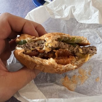 Fosters Freeze - The Big Boss single patty. Yum - Burgers Near Me - Hollister, California