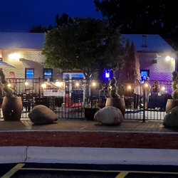 Lonesome Keg - Outdoor seating area