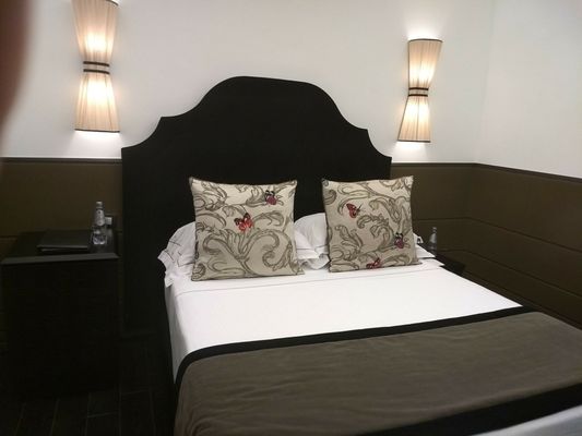 The Independent Hotel by null