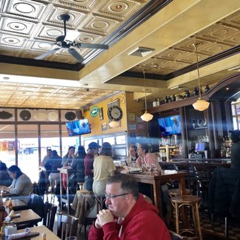 Oliver's Astoria - New American Near Me - Astoria, New York Oliver's Astoria - New American Near Me - Astoria, New York