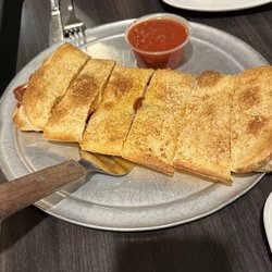 Pizzazz Pizza & Dining Room - Pepperoni calzone