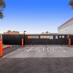 Public Storage