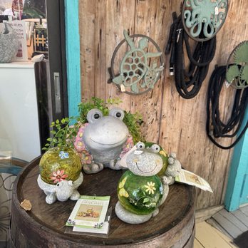 The Rain Barrel Village - Arts, crafts and souvenirs for sale at the village - Arts & Crafts Near Me - Islamorada, Florida The Rain Barrel Village - Arts, crafts and souvenirs for sale at the village - Arts & Crafts Near Me - Islamorada, Florida
