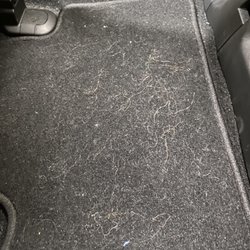 Bunkey's Car Wash - Rug not vacuumed