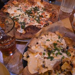 Pizza & Nachos