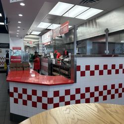 Five Guys - Pick up area